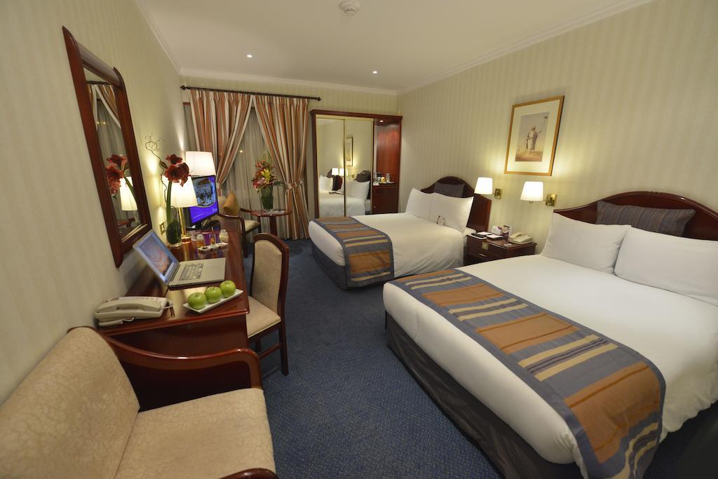Plaza Hotel Βηρυτός Εξωτερικό φωτογραφία