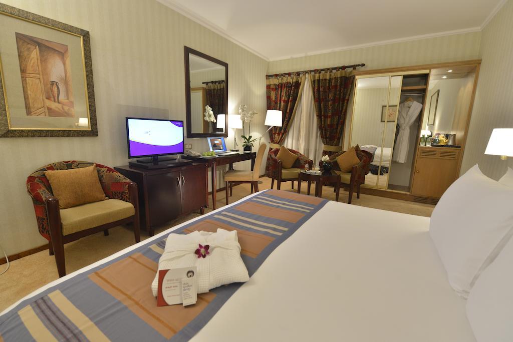 Plaza Hotel Βηρυτός Εξωτερικό φωτογραφία