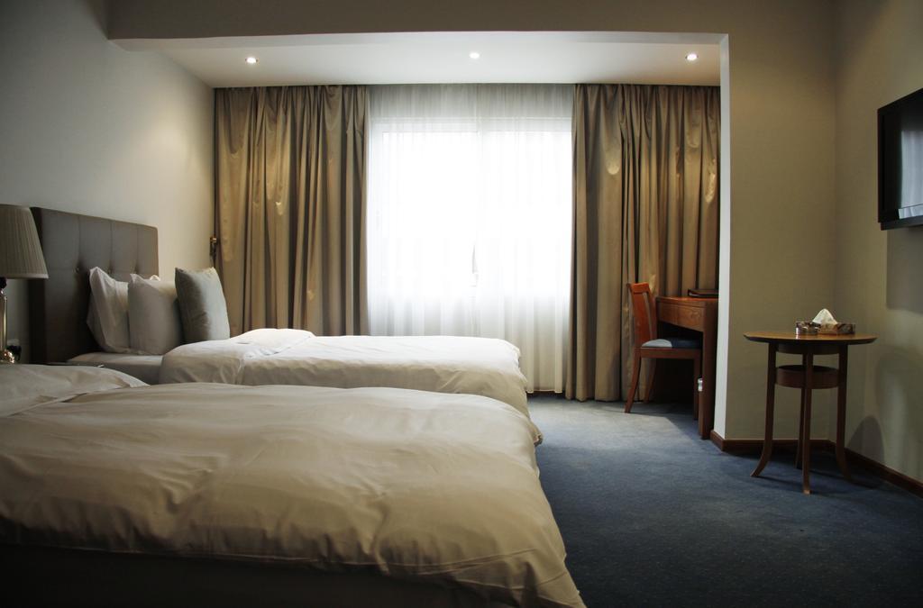 Plaza Hotel Βηρυτός Εξωτερικό φωτογραφία
